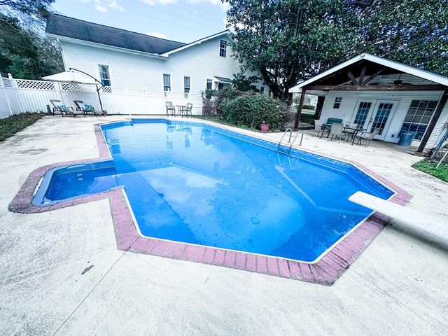 185 N Morris St, Slocomb, AL 36375