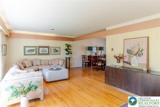 3523 Lindberg Avenue, South Whitehall Twp, PA 18103