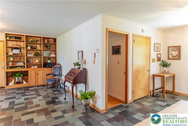 3523 Lindberg Avenue, South Whitehall Twp, PA 18103