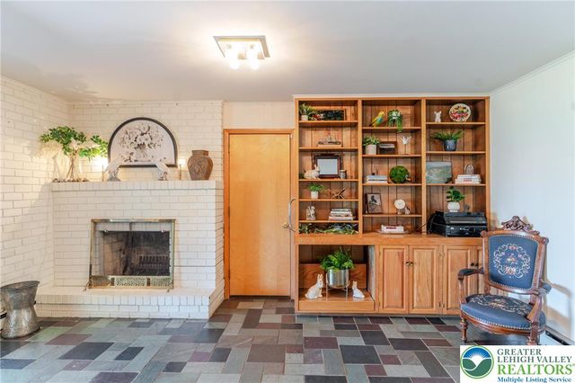 3523 Lindberg Avenue, South Whitehall Twp, PA 18103
