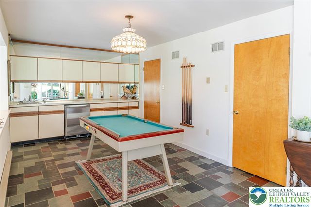 3523 Lindberg Avenue, South Whitehall Twp, PA 18103