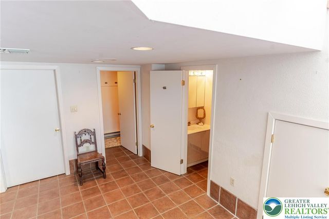 3523 Lindberg Avenue, South Whitehall Twp, PA 18103