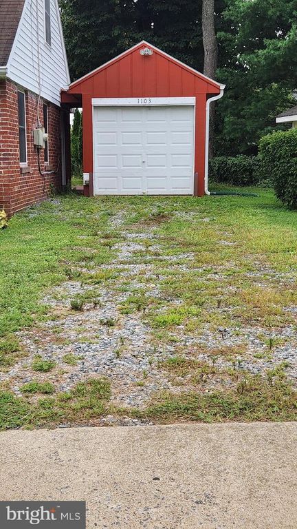 1103 EDMONSTON DR, Rockville, MD 20851