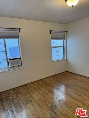 11926 Magnolia Boulevard, Valley Village, CA 91607