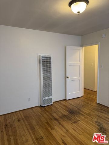 11926 Magnolia Boulevard, Valley Village, CA 91607