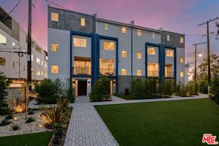 5851 Westside Crossing Lane, Los Angeles, CA 90034