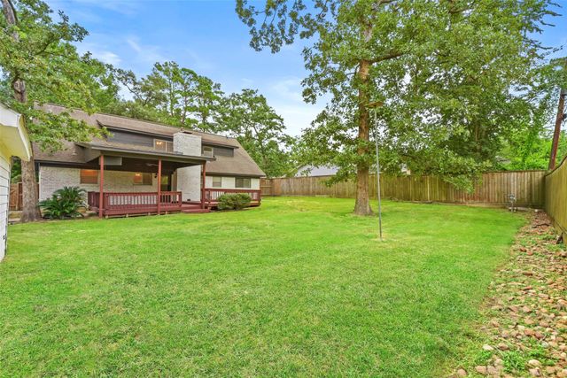 207 Willowick Drive, Conroe, TX 77304