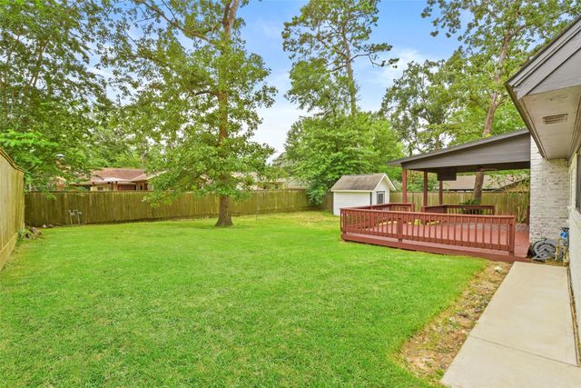 207 Willowick Drive, Conroe, TX 77304
