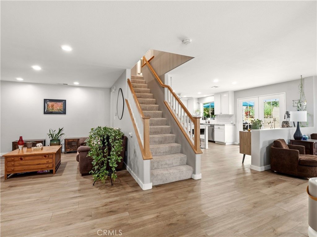 Image 13 of property listing at 27919 Bridlewood, Castaic, CA 91384