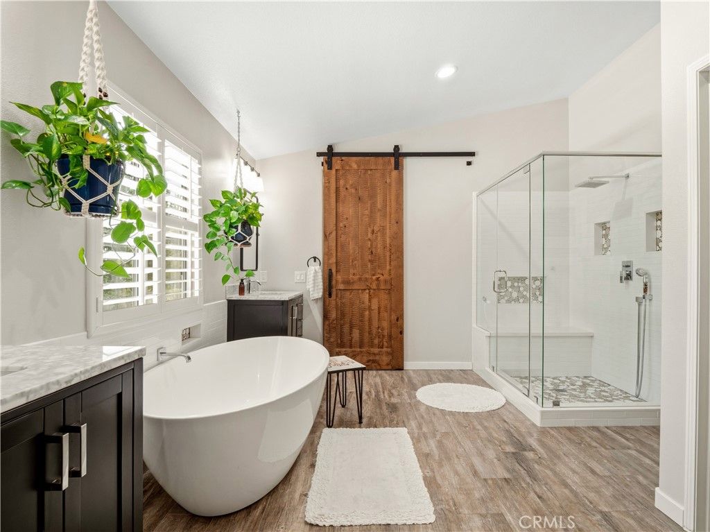 Image 18 of property listing at 27919 Bridlewood, Castaic, CA 91384