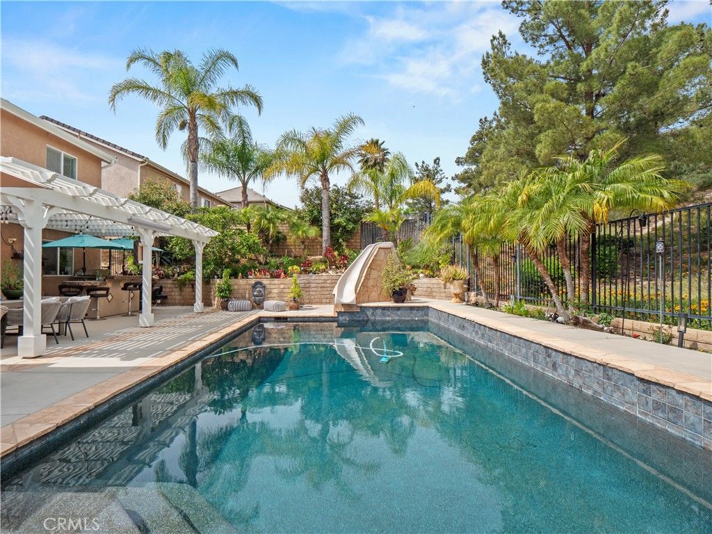 Image 25 of property listing at 27919 Bridlewood, Castaic, CA 91384