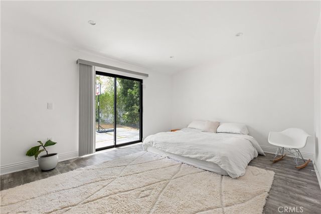 4755 Degovia Avenue, Woodland Hills, CA 91364