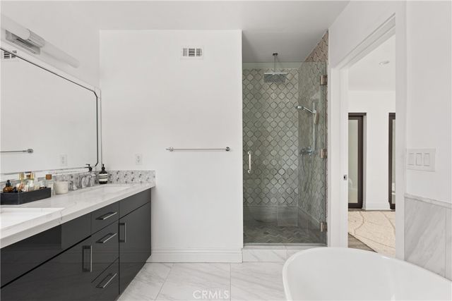 4755 Degovia Avenue, Woodland Hills, CA 91364