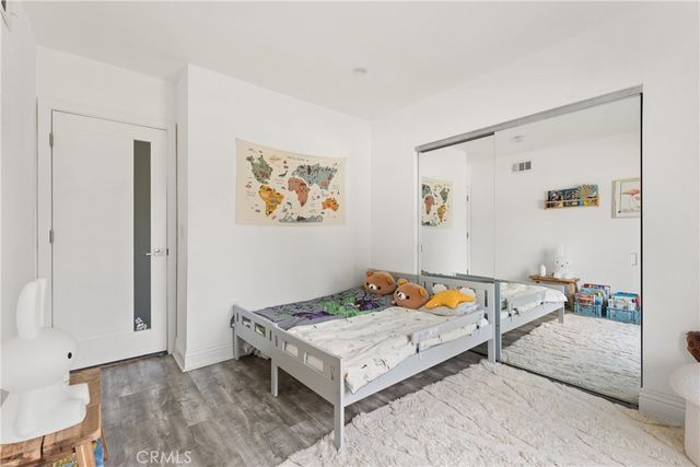 4755 Degovia Avenue, Woodland Hills, CA 91364