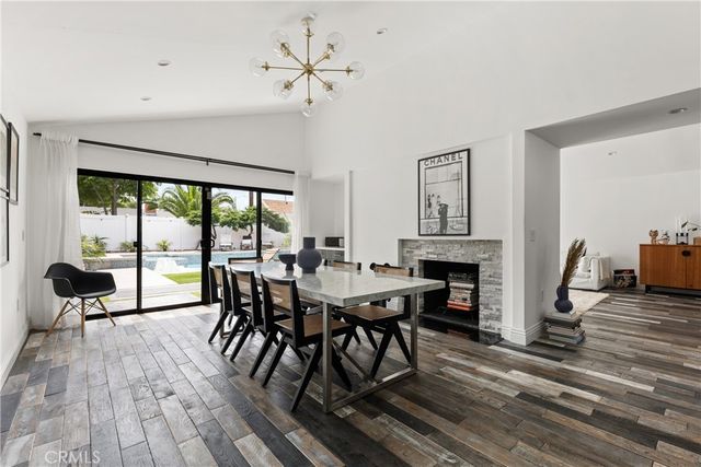 4755 Degovia Avenue, Woodland Hills, CA 91364