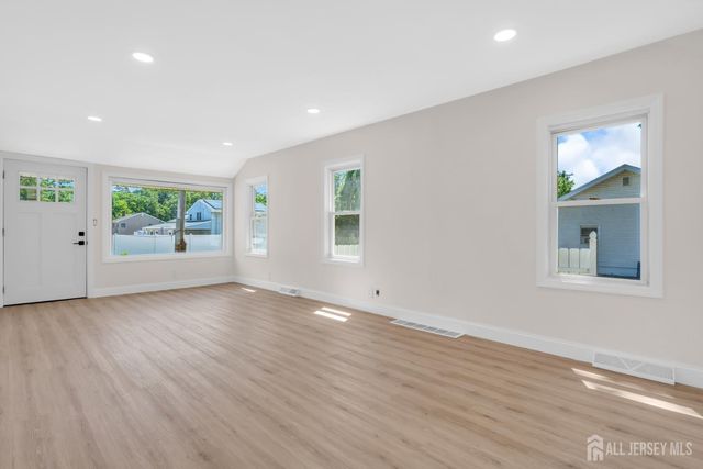 141 Brunswick Avenue, Spotswood, NJ 08884