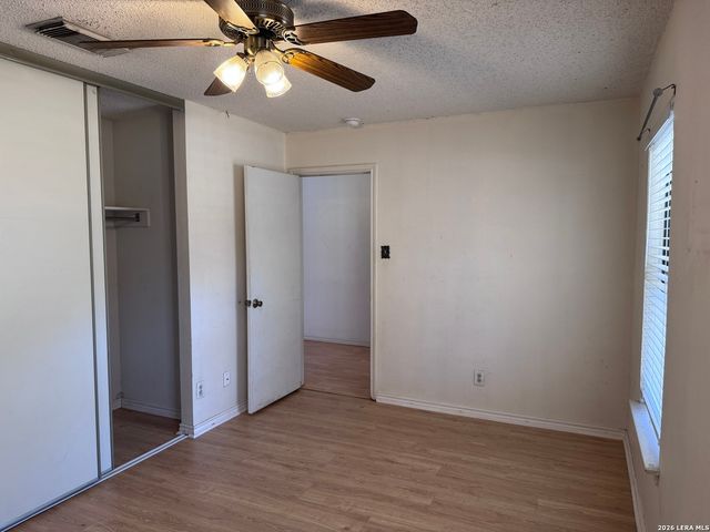 16210 Walnut Creek, San Antonio, TX 78247