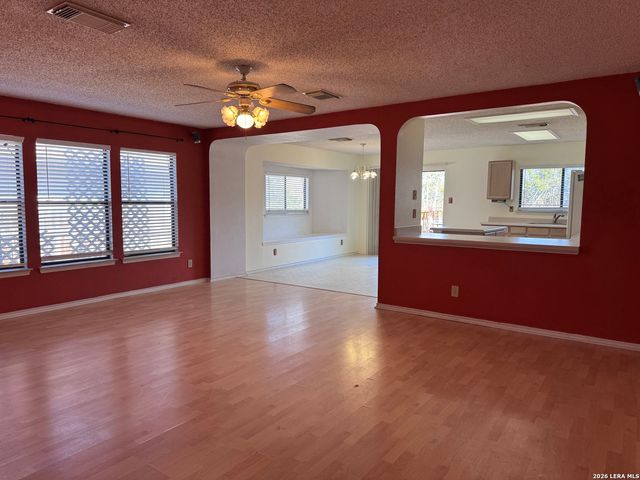 16210 Walnut Creek, San Antonio, TX 78247