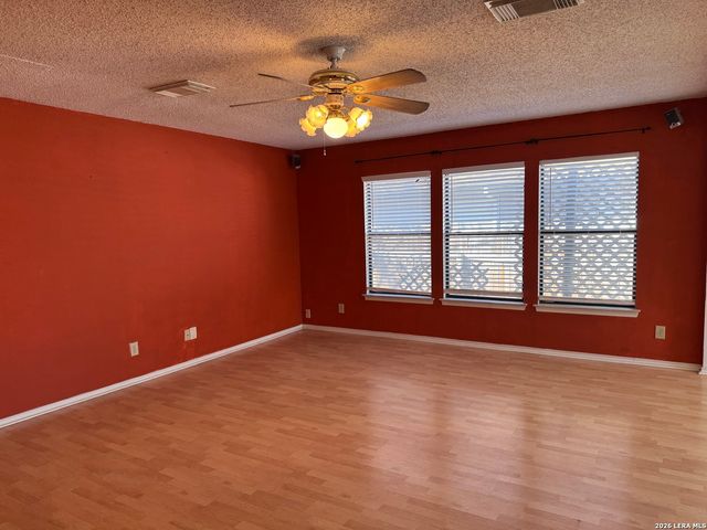 16210 Walnut Creek, San Antonio, TX 78247