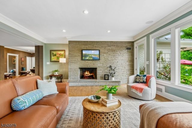 200 Crestwood Dr, South Orange Village Twp., NJ 07079