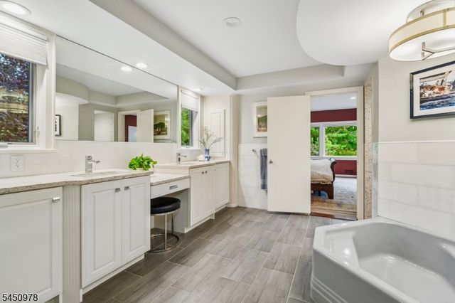 200 Crestwood Dr, South Orange Village Twp., NJ 07079
