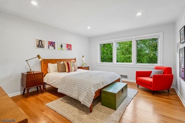200 Crestwood Dr, South Orange Village Twp., NJ 07079