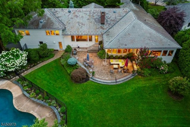 200 Crestwood Dr, South Orange Village Twp., NJ 07079