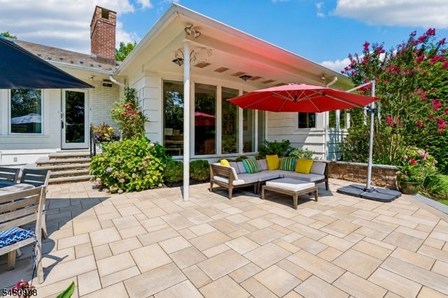 200 Crestwood Dr, South Orange Village Twp., NJ 07079