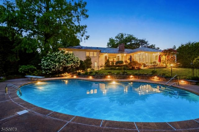 200 Crestwood Dr, South Orange Village Twp., NJ 07079