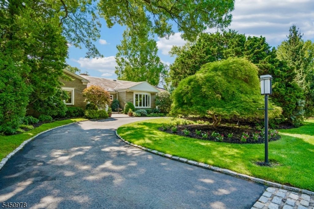 200 Crestwood Dr, South Orange Village Twp., NJ 07079 — photo 4