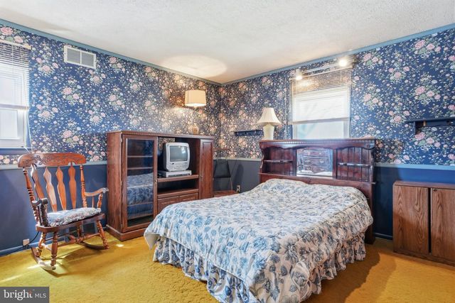 1809 NEW HOPE ST, Norristown, PA 19401