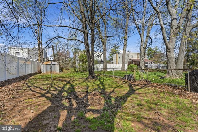 1809 NEW HOPE ST, Norristown, PA 19401