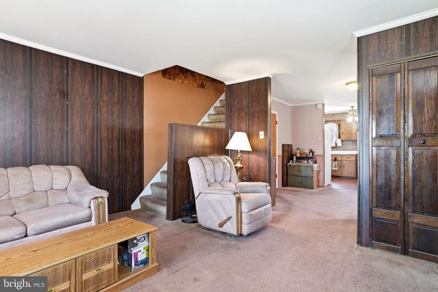 1809 NEW HOPE ST, Norristown, PA 19401