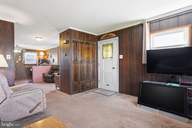 1809 NEW HOPE ST, Norristown, PA 19401