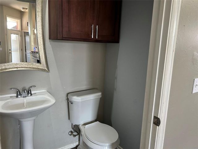 16109 Sonoma Lake Boulevard, Edmond, OK 73013