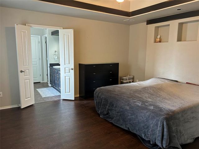 16109 Sonoma Lake Boulevard, Edmond, OK 73013