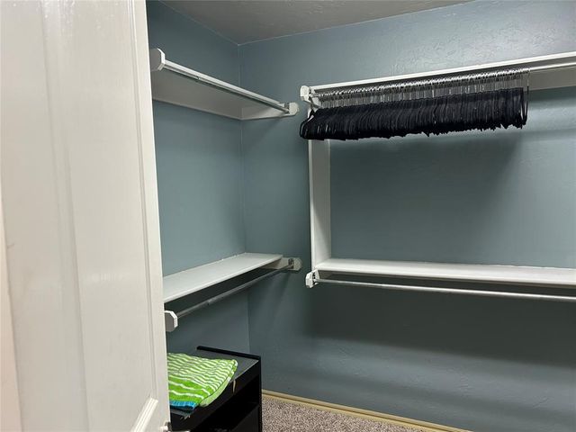 16109 Sonoma Lake Boulevard, Edmond, OK 73013