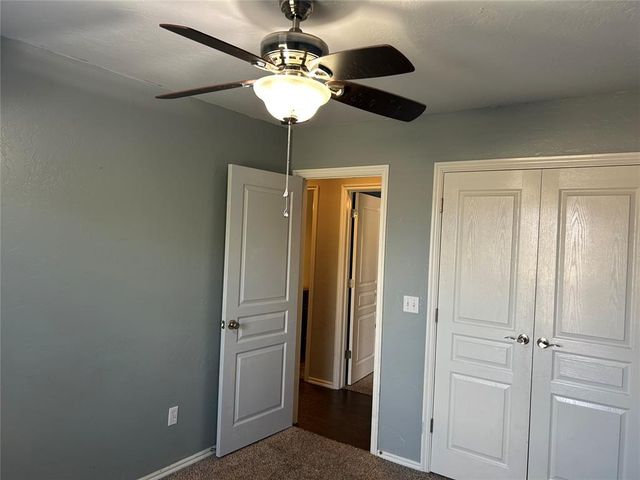 16109 Sonoma Lake Boulevard, Edmond, OK 73013