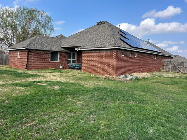 16109 Sonoma Lake Boulevard, Edmond, OK 73013