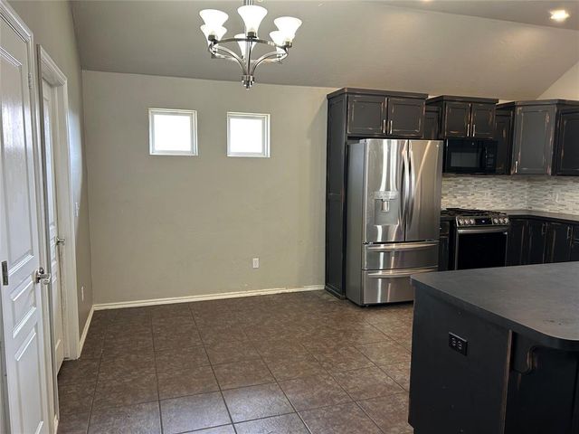 16109 Sonoma Lake Boulevard, Edmond, OK 73013