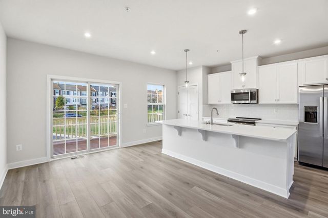 9417 TALL OAKS CT, Montgomery Village, MD 20886