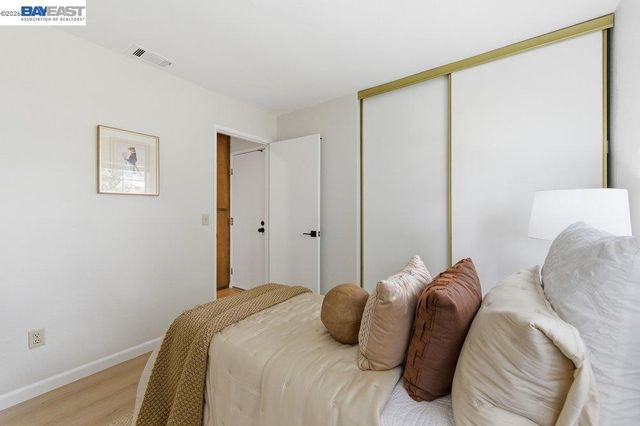 1379 Chateau Cmn, Livermore, CA 94550