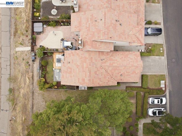 1379 Chateau Cmn, Livermore, CA 94550