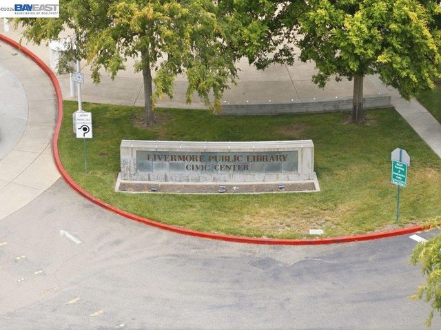 1379 Chateau Cmn, Livermore, CA 94550