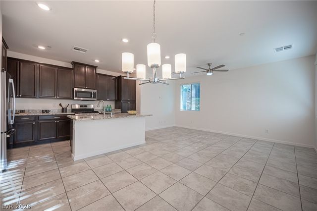 965 Nevada State Drive 26101, Henderson, NV 89002