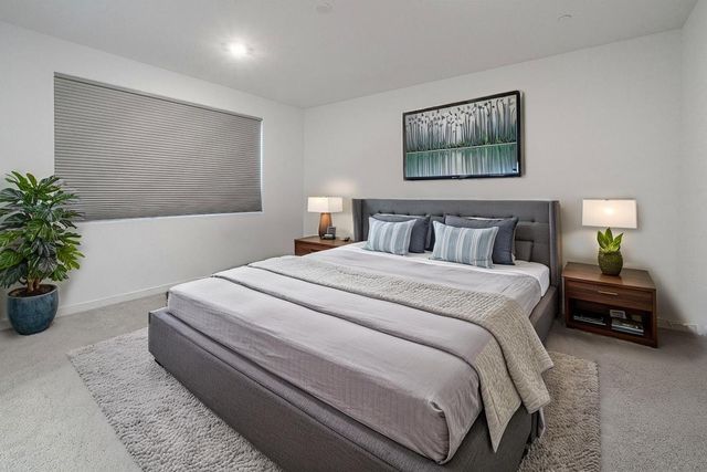 2735 N Redda Road, Fresno, CA 93737