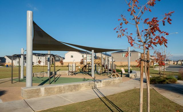 2735 N Redda Road, Fresno, CA 93737