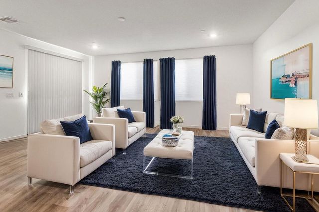 2735 N Redda Road, Fresno, CA 93737