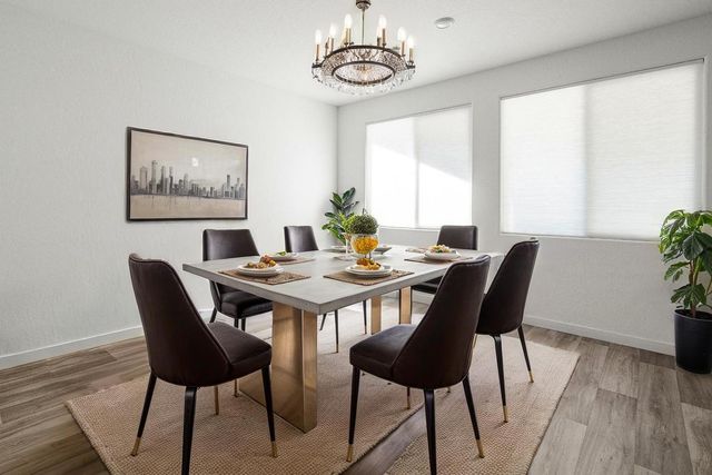 2735 N Redda Road, Fresno, CA 93737