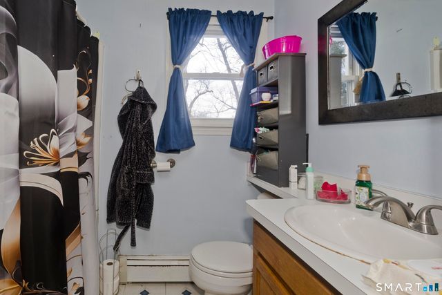 4 Sky Street, Enfield, CT 06082